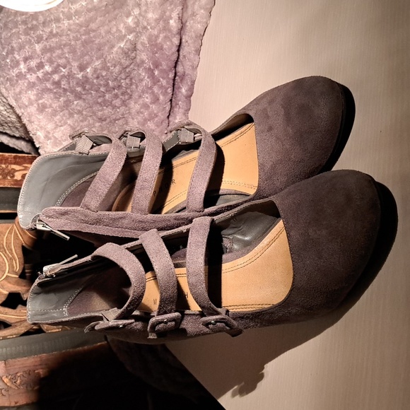 Metaphor grey suede ankle straps heels - Picture 2 of 9